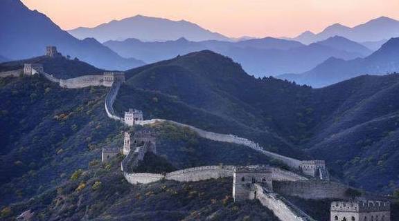 秦始皇修建的长城换算成人民币是多少钱<strong></p>
<p>币别换算</strong>？说出来吓死你