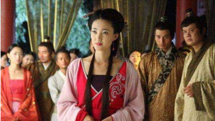 古代逛一次青楼需要多少钱？换算成人民币<strong></p>
<p>币别换算</strong>，你肯定想不到
