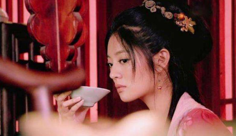 古代逛一次青楼需要多少钱？换算成人民币<strong></p>
<p>币别换算</strong>，你肯定想不到