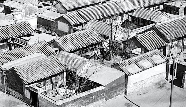 鲁迅当时月工资为350块大洋<strong></p>
<p>币别换算</strong>，如果换算成人民币，相当于多少钱？