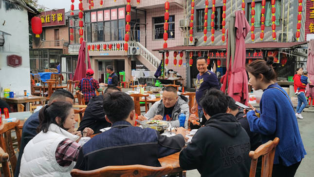 怎一个“鲜”字了得<strong></p>
<p>羊币</strong>！杭州又到一年羊肉飘香时
