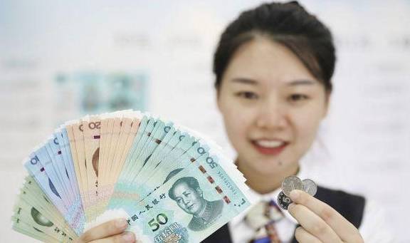 已经发行10个月<strong></p>
<p>币富网</strong>，“土豪版人民币”仍无人识！“罕见”到没人要？