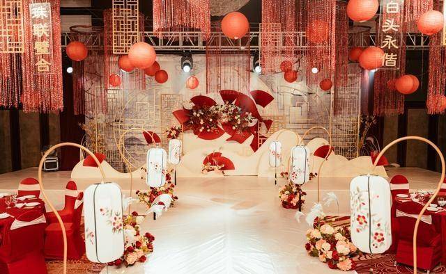 结婚要花多少钱<strong></p>
<p>买股票要多少钱</strong>？