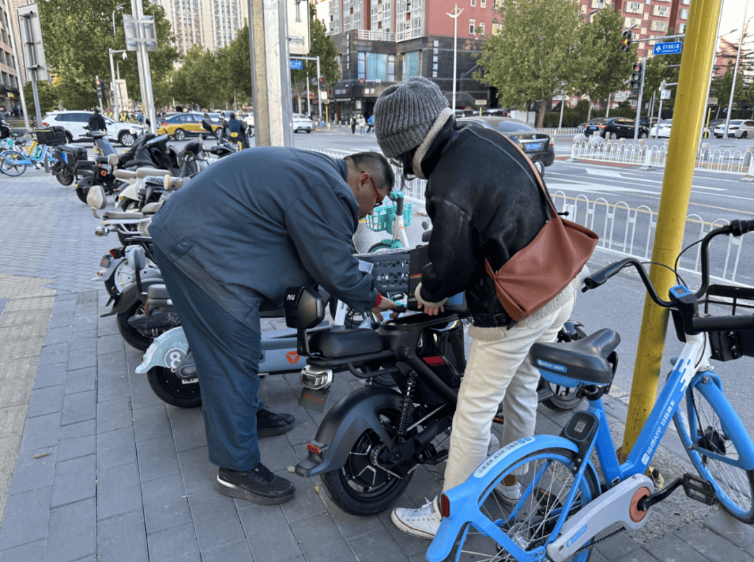 电动自行车“新规”即将实施<strong></p>
<p>币安网交易所</strong>，北京部分车管站“扎堆儿”上牌
