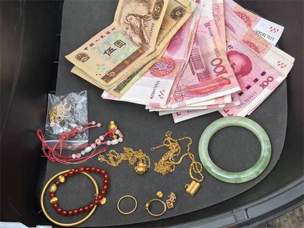 男子对前妻动起“歪脑筋”<strong></p>
<p>币安网交易所</strong>，潜入其家中……上海警方：刑拘