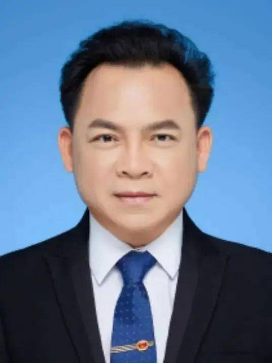卸任市委书记3天后<strong></p>
<p>币安的比特币</strong>，55岁的他任省政府党组成员！