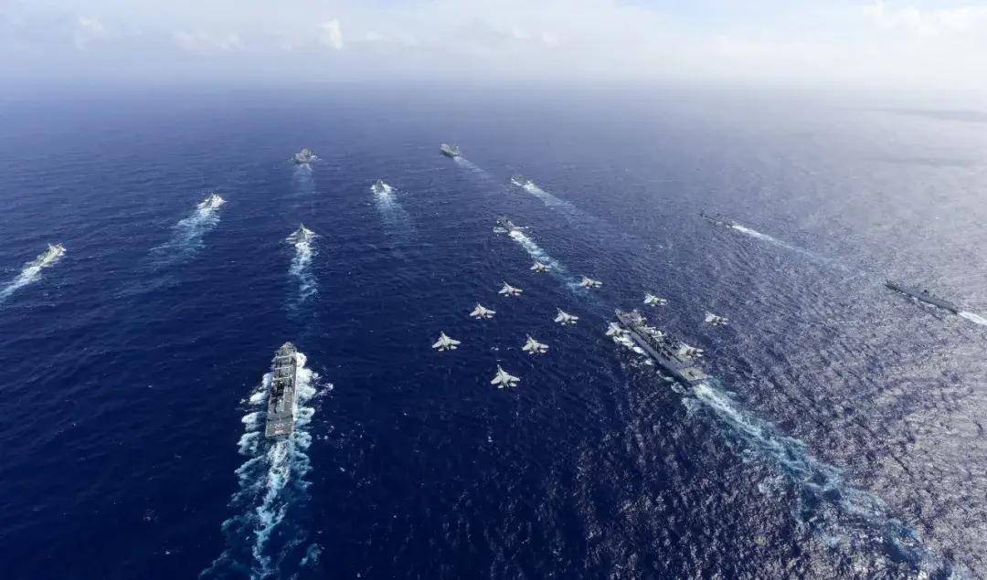 中国首个双航母战斗群横空出世<strong></p>
<p>币安市值</strong>！歼-15B/D居然悄悄装备这么多了？