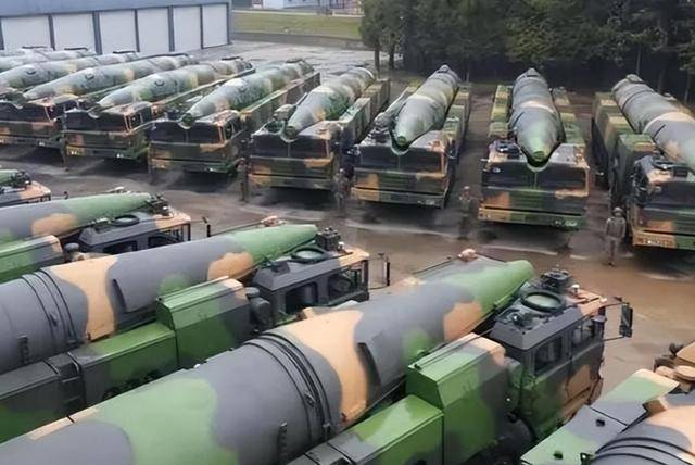 美卫星过顶<strong></p>
<p>安币数字货币</strong>，突然有了惊人发现：火箭军也开始“下饺子”