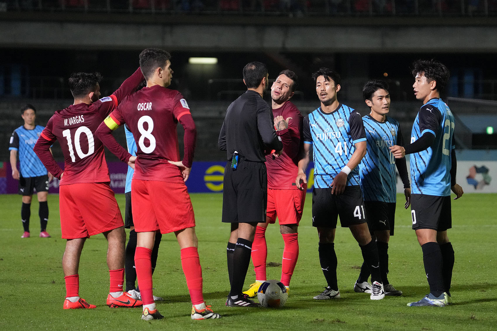 当头棒喝<strong></p>
<p>币安币怎么玩</strong>！亚冠-巴尔加斯世界波遮羞 海港1-3川崎前锋