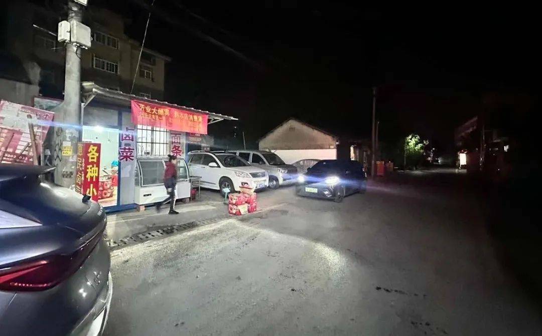 “我车被偷了<strong></p>
<p>币安有哪些币</strong>，车上有块毒猪肉！”男子深夜报警，结局大反转