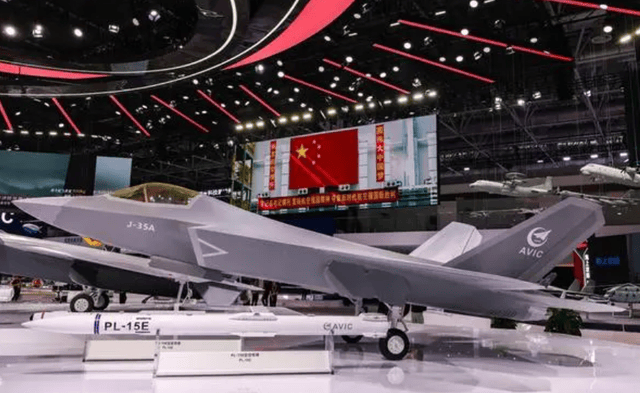 歼10CE才是最大赢家？航展首日被包围<strong></p>
<p>Binance官网</strong>，伊朗空军司令登机满脸幸福