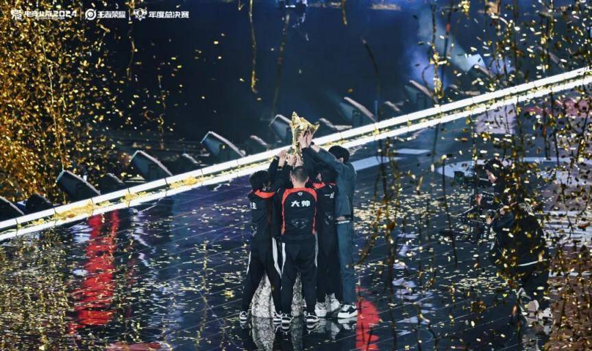 现场超3万人<strong></p>
<p>币安币商</strong>！昨晚北京朝阳这里有场顶级电竞赛