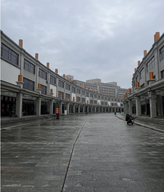 调查｜“11元海景房”背后的银滩楼市：低价拍卖博眼球成套路<strong></p>
<p>币安币商</strong>，新房价高出二手房3倍