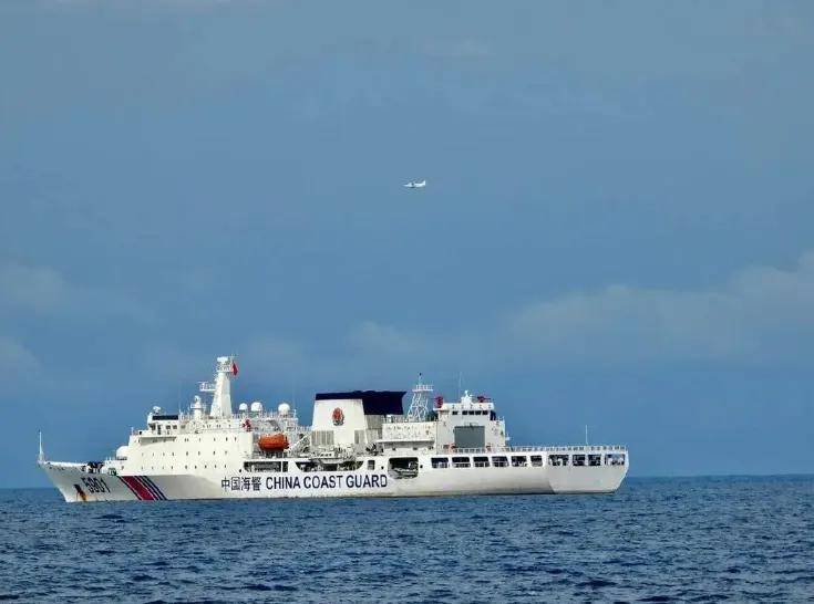 南海进入混合战<strong></p>
<p>安币资本</strong>，菲引发众怒，马来西亚打反击战