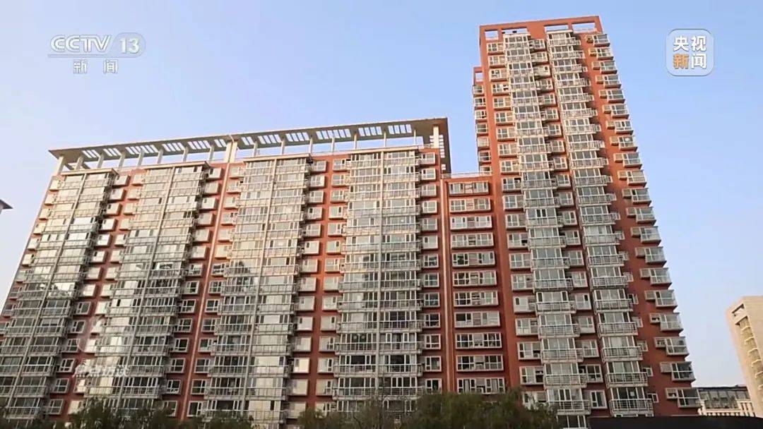 一电梯从11层冲顶到28层致7岁男孩全身骨折<strong></p>
<p>币安汇率</strong>，老旧电梯维修更新何解？