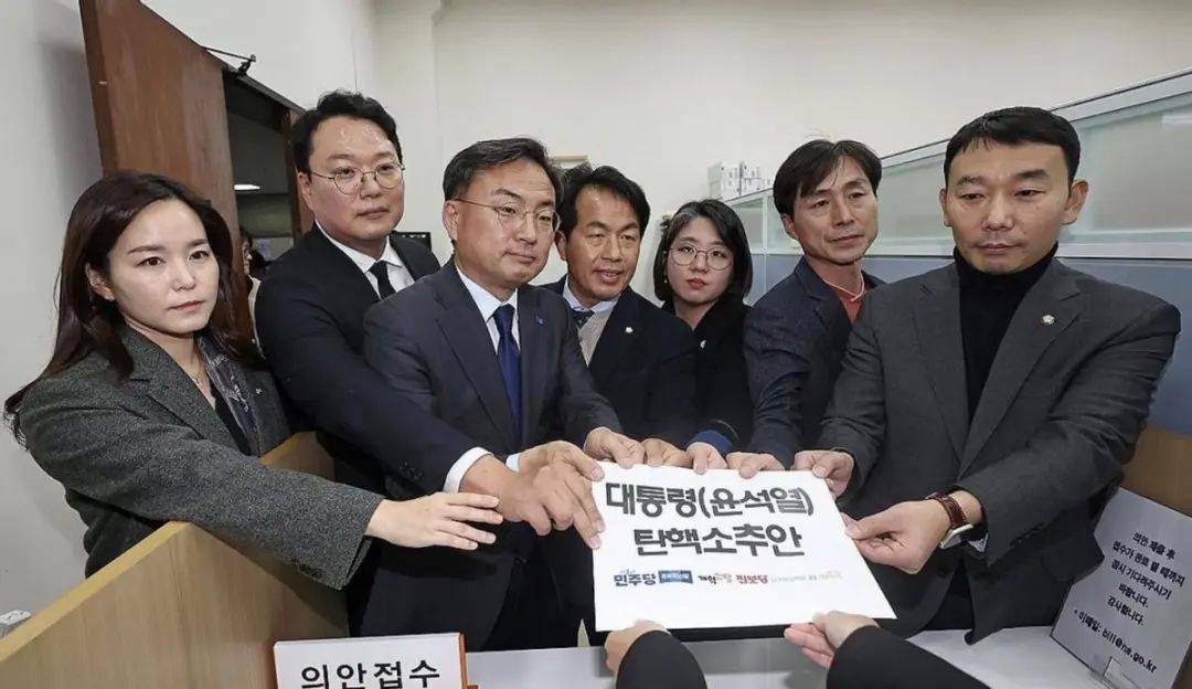 尹锡悦险中求稳：戒严风波逆转<strong></p>
<p>币安币线图</strong>，国民力量党撑腰，李在明盼破局！