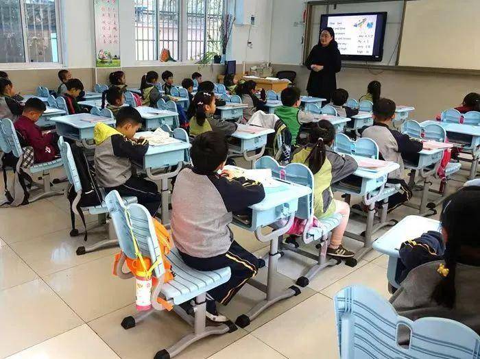 5年减少超3成<strong></p>
<p>币安交易</strong>！乡村小学生数量大幅减少