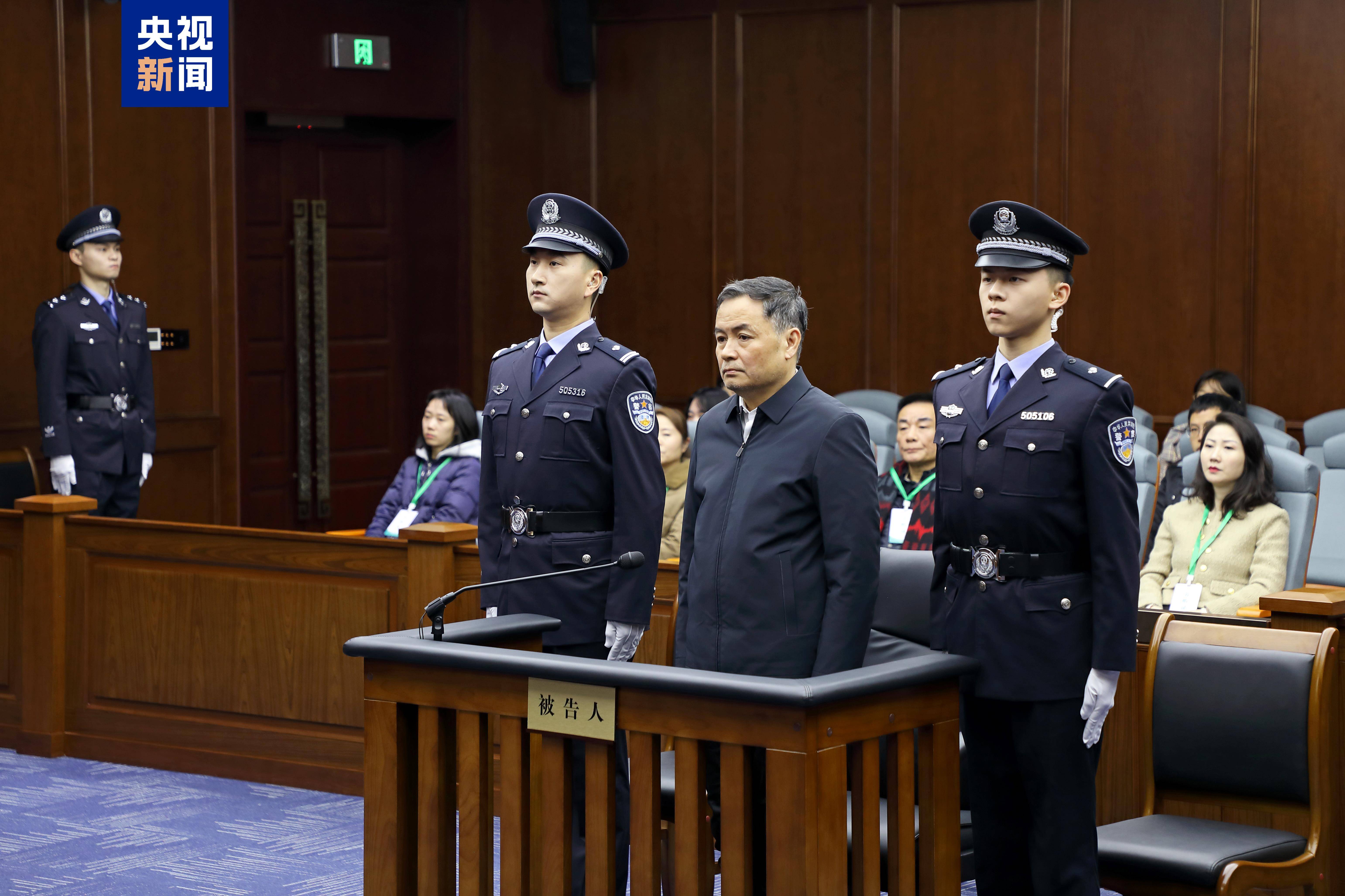 副处级贪到副部级<strong></p>
<p>币安钱包地址</strong>，从财政部“空降”半年就落马，他获刑14年