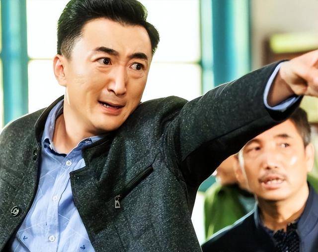 他是知名演员<strong></p>
<p>币安钱包地址</strong>，40岁二胎得女，41岁突然离世将悲痛留给妻子与儿女