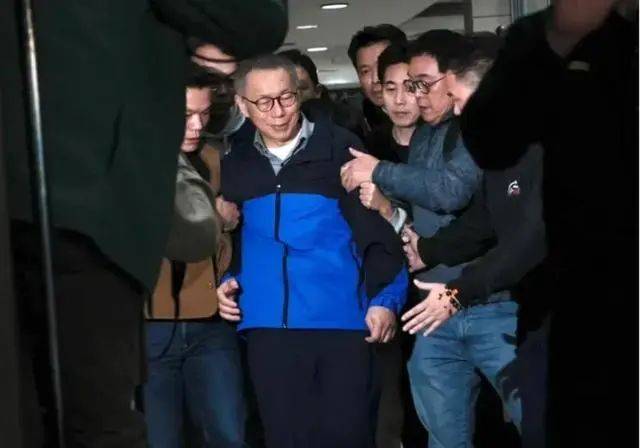 柯文哲再次“绝处逢生”后<strong></p>
<p>币安dex交易所</strong>，岛内最新民调出炉，赖清德支持率惊人