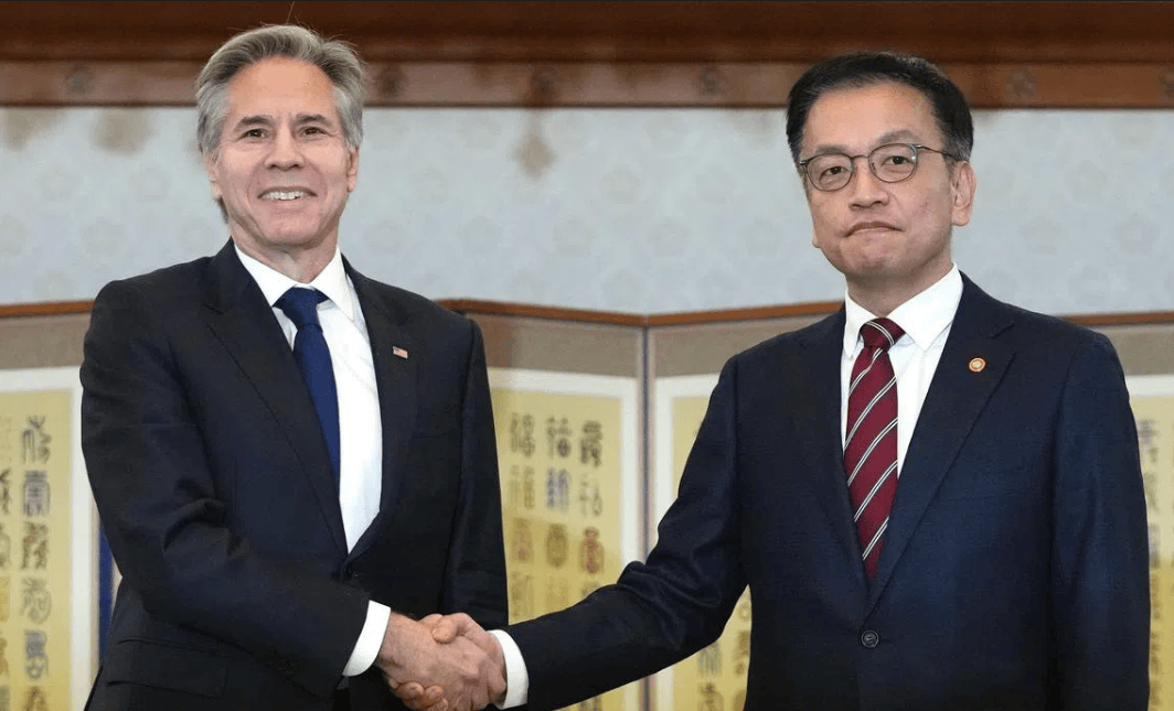 布林肯：玩归玩<strong></p>
<p>币安官网注册</strong>，闹归闹，别拿感情开玩笑