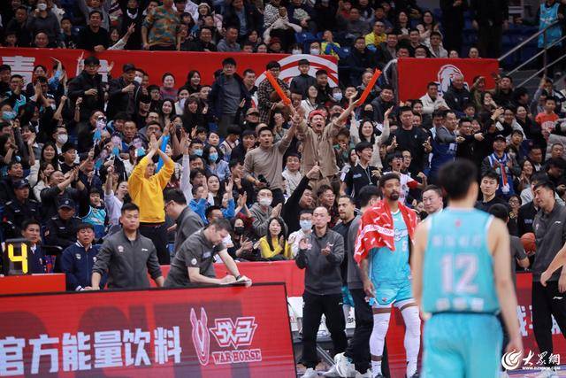 热血沸腾！青岛男篮最后三分钟14-0绝地翻盘<strong></p>
<p>币安交易数字货币</strong>，队史首次单赛季双杀辽宁