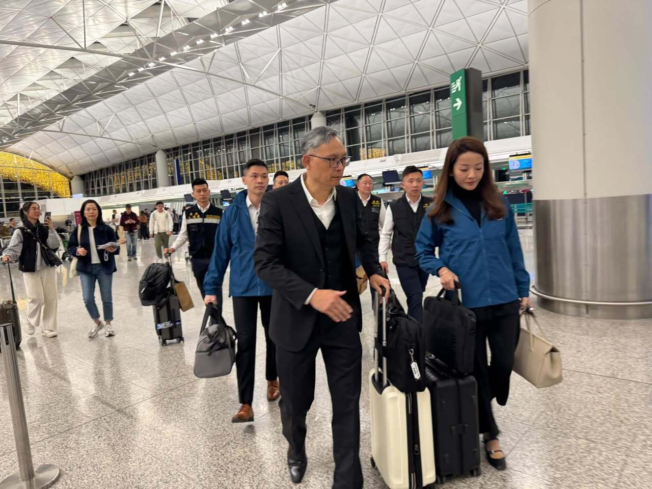 仍有12名港人被困缅甸<strong></p>
<p>币安交易数字货币</strong>，香港派专责小组前往泰国跟进