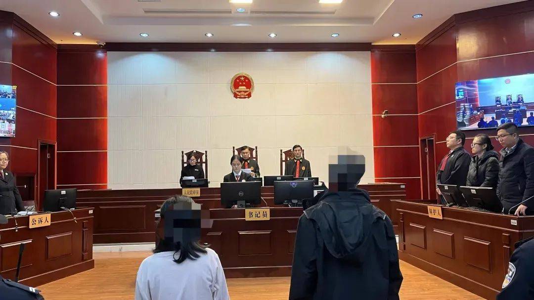 陈某某<strong></p>
<p>币安法币交易所</strong>，被判4年！她与医院院长保持不正当男女关系，拿下1.5亿元项目