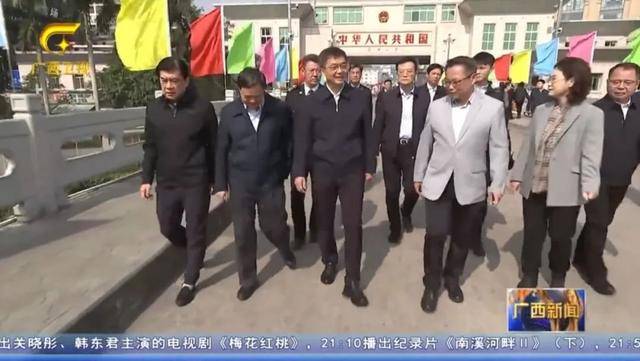 省级党委书记乘动车<strong></p>
<p>币安客服电话</strong>，去往中越边境城市