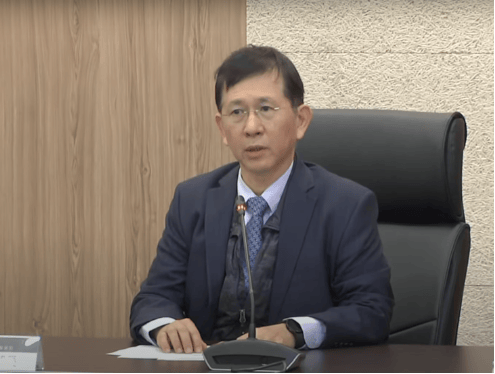 台岛马祖间两条海底电缆全断<strong></p>
<p>币安交易会所</strong>，台当局紧急开记者会说明，称最快2月完成修复