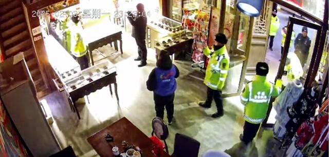 大同回应“撬锁开灯”：执行有问题<strong></p>
<p>币安中国官网</strong>，亮灯系倡议而非强制
