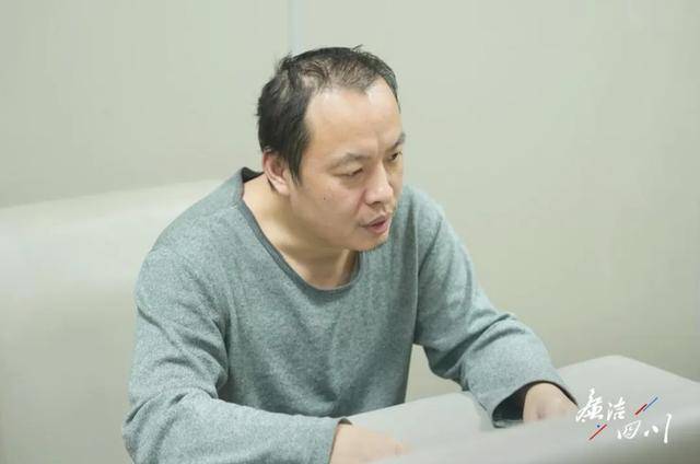 副局长杨钧<strong></p>
<p>币安币交易平台</strong>，4年4次被查处