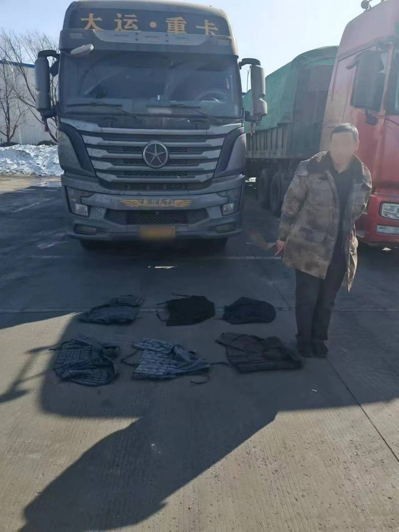 50余吨价值18.5万元豆粕被盗<strong></p>
<p>币安体验贷</strong>，15名涉案司机被抓