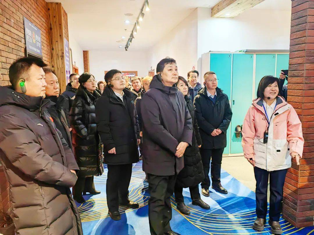 吉林省全国人大代表视察<strong></p>
<p>安币集团</strong>我州冰雪经济发展情况