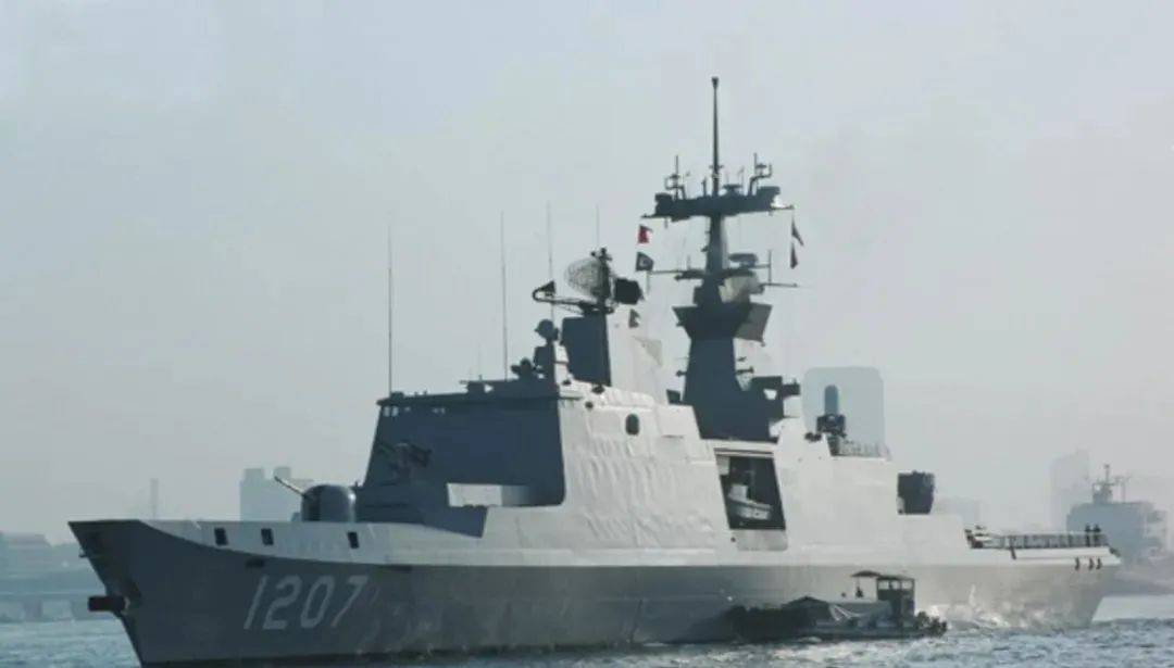 两岸军舰再次对峙<strong></p>
<p>币安交易所排名</strong>，台军挑衅遭解放军驳斥，052D卸下主炮炮衣亮剑，台舰艇灰溜溜撤离，岛内“绿媒”气得跳脚