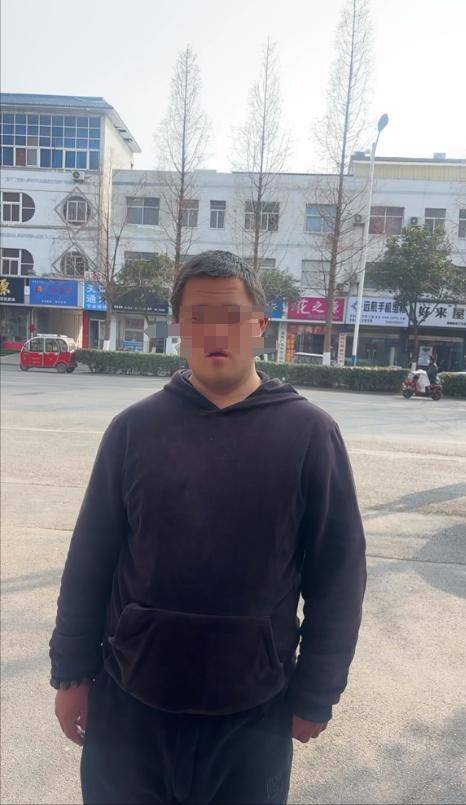 山东一单亲妈妈直播间阻止网友辱骂“唐宝”少年遭上门殴打<strong></p>
<p>币安网址</strong>，警方：已受理案件，正调查