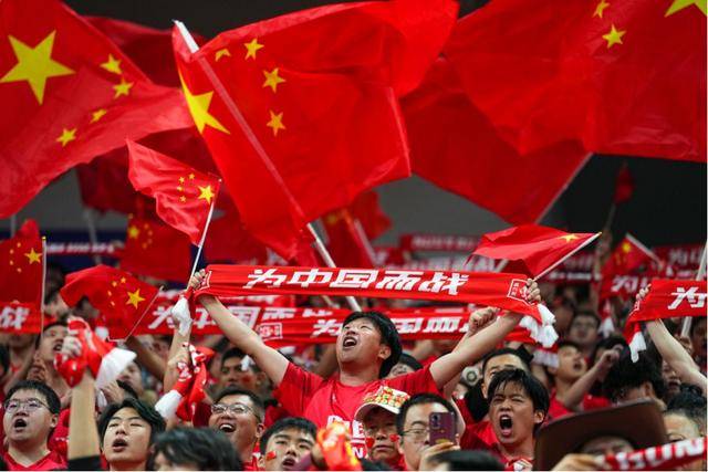 国足<strong></p>
<p>中币和安币</strong>，被“抬进”世界杯？