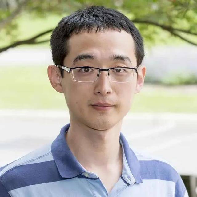 核物理学家<strong></p>
<p>币安做币商</strong>，归国
