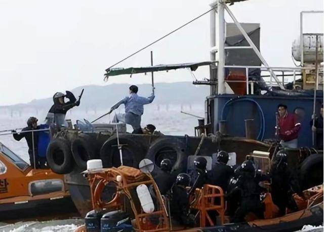 中韩海警对峙2小时<strong></p>
<p>比原链上币安</strong>，中方持刀拦截，被强占25年苏岩礁有望收回？