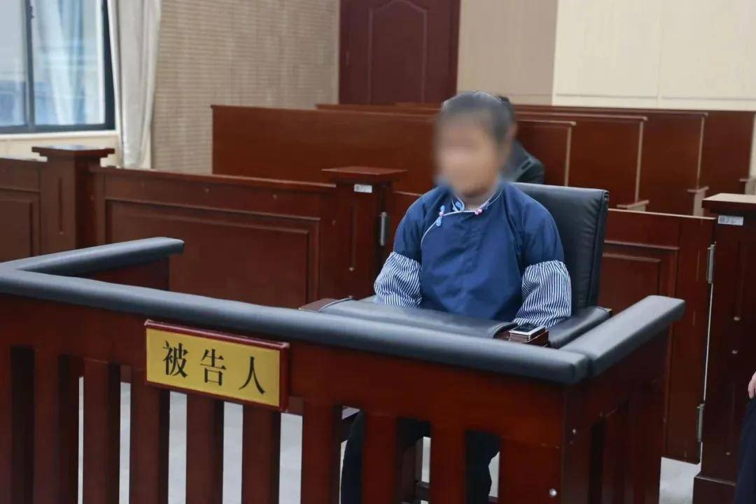 贵州一女子菜地种900余株罂粟获刑<strong></p>
<p>莱特币安卓挖矿</strong>，自称听信种子可治头昏眼花
