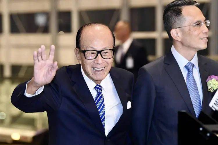 李嘉诚开始后悔了？国家正式叫停<strong></p>
<p>币安火币中币</strong>，长和交易按下暂停键：不会签约