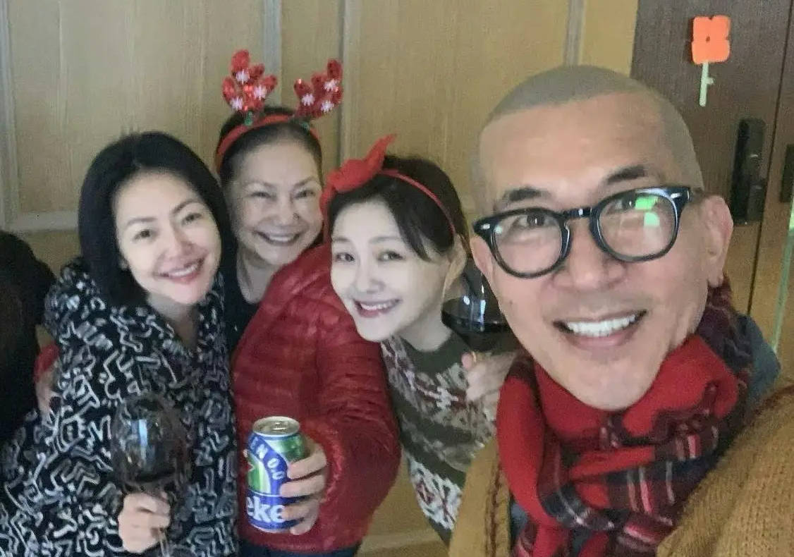 具俊晔清明前重回金宝山探望爱妻大S<strong></p>
<p>币安sdk</strong>！小S婉拒重金邀约仍无心工作