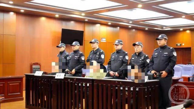 盗墓贼自制工具荒山盗墓获得三件青铜器<strong></p>
<p>币安美元充值</strong>，西安古玩商人斥资2000万参与倒卖获刑10年！