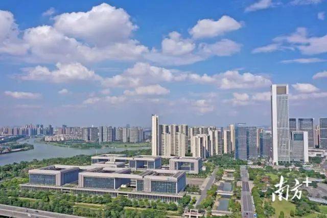 给五区干部开会<strong></p>
<p>tct币安</strong>，佛山市委书记发出“灵魂三问”