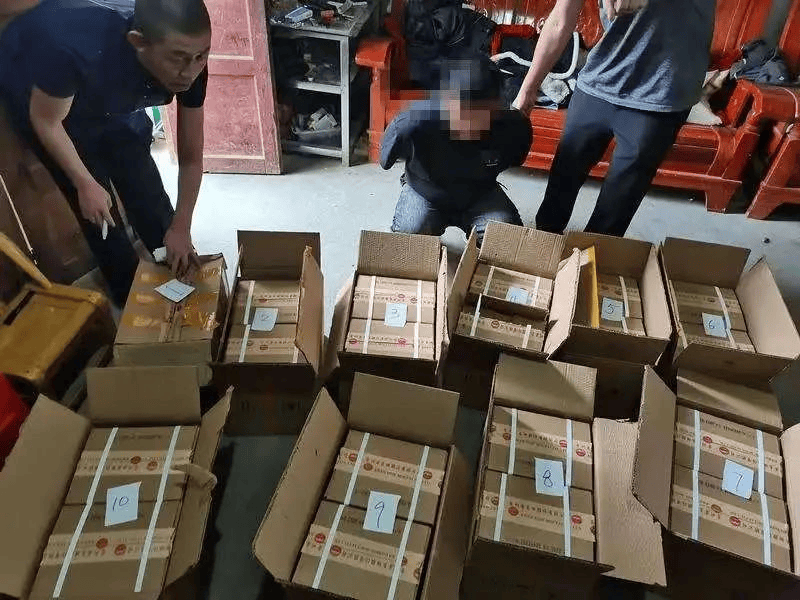 涉案价值超1000万元<strong></p>
<p>tct币安</strong>！甘肃通渭警方破获特大假冒注册商标案