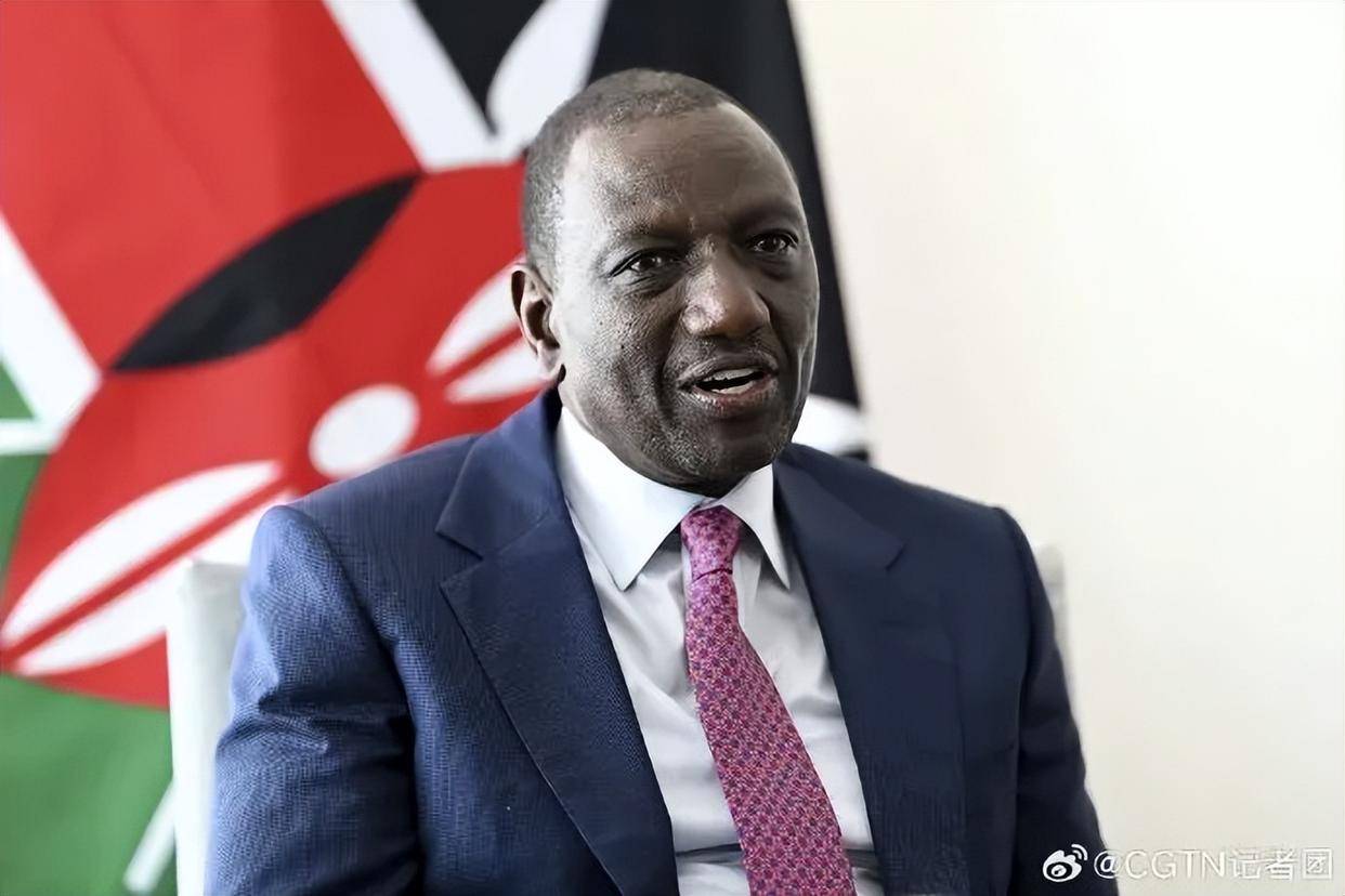 今晚<strong></p>
<p>币安宝钱包</strong>，两国总统乘机抵京