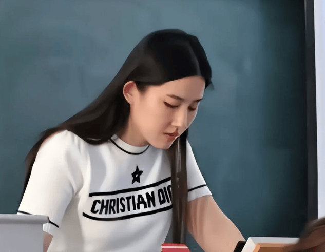 大学老师因酷似刘亦菲走红<strong></p>
<p>币安限价合约</strong>，真应了那句话：三分像她已是人间绝色