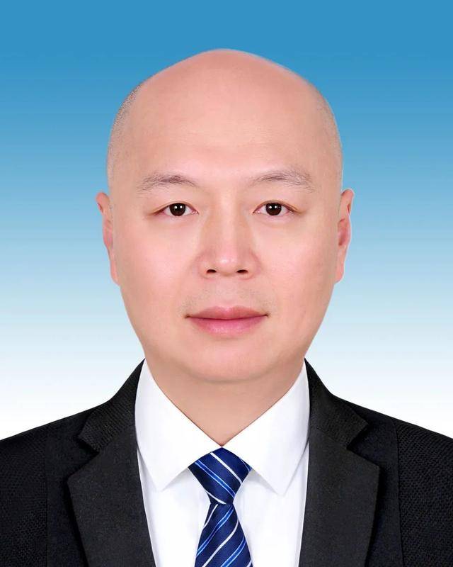 福建4位干部履新<strong></p>
<p>币安限价合约</strong>，2位升副厅