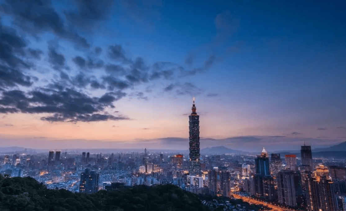 罕见！岛内一架专机抵达南京<strong></p>
<p>币安最大杠杆</strong>，大陆送出11个字，统一大结局要来？ ​